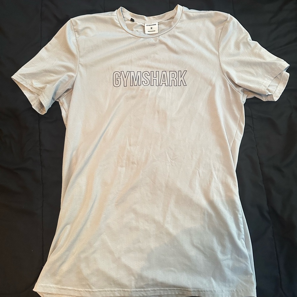 Silver gymshark shirt M